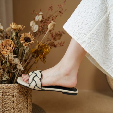Braided strap flats